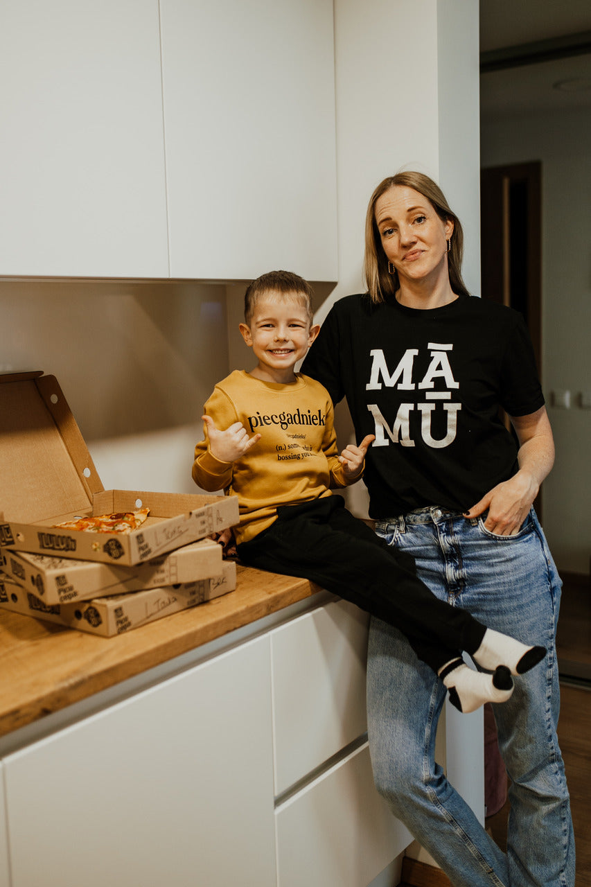 MĀMŪ | T-SHIRT