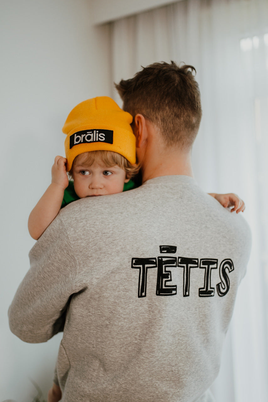 TĒTIS – STIPRĀ AIZMUGURE | SWEATER