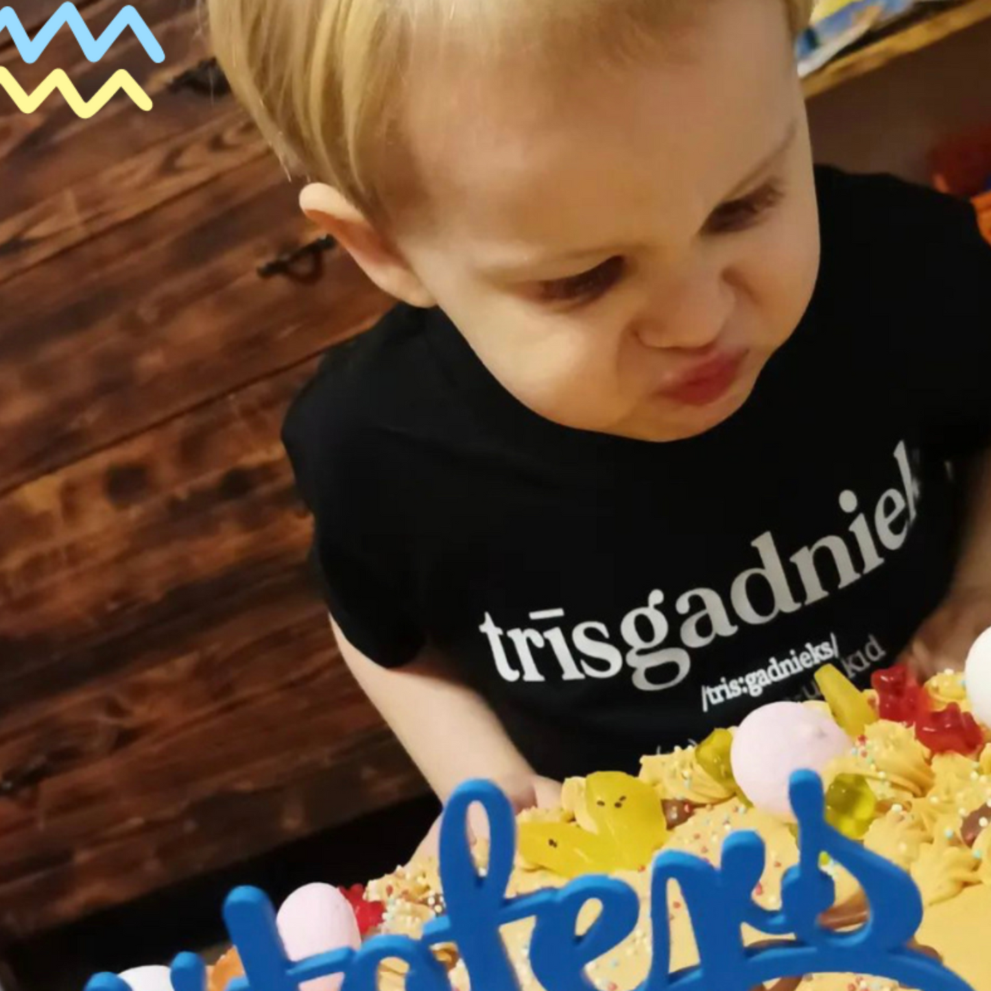 THREE-YEAR-OLD | T-SHIRT