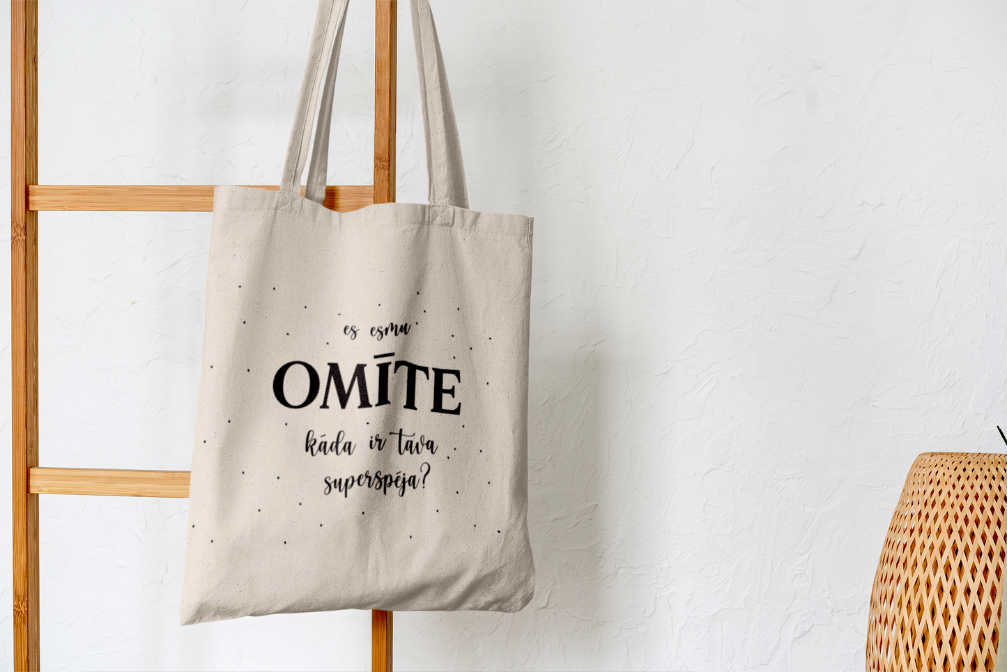 ES ESMU OMĪTE | SOMA