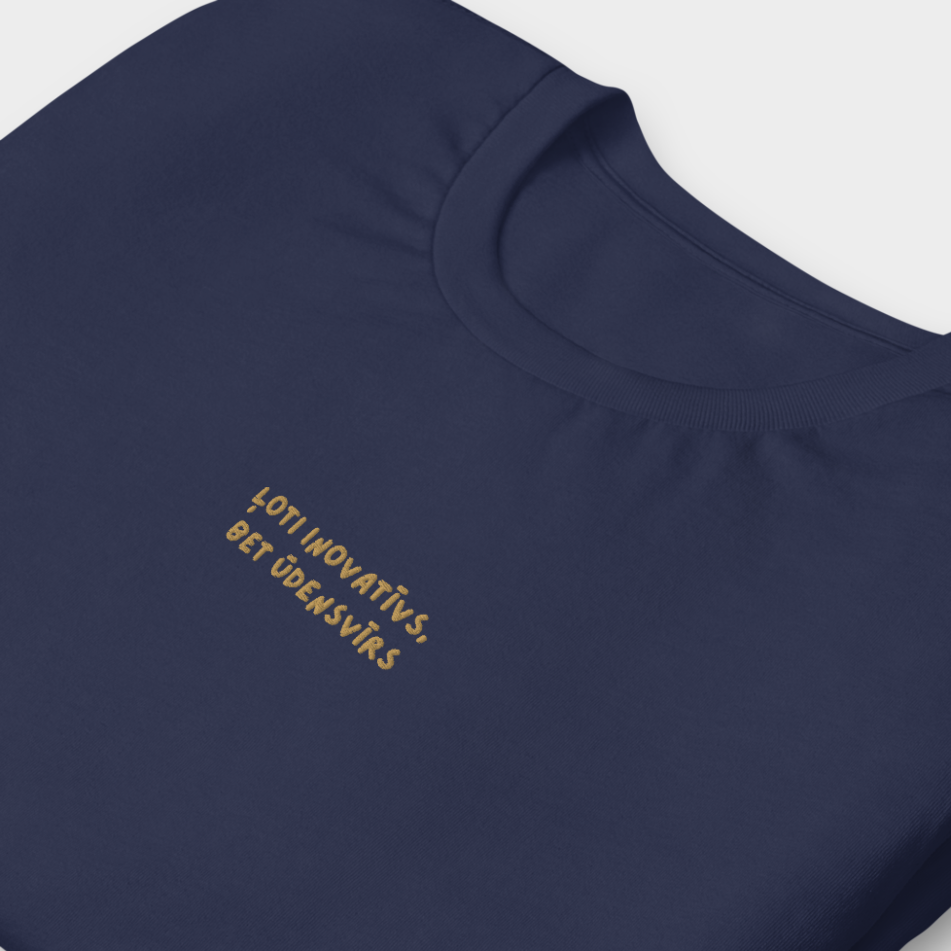 LOTI INOVATIVS, BET UDENSVIRS. DZIMSANAS DIENAS DAVANA UDENSVIRAM. ELEGANTA DAVANA SVETKOS. ELEGANTS UN ORIGINALS TKREKLS AR IZSUVUMU UDENSVIRAM. DZIMSANAS DIENAS DAVANA SIEVIETEI. TOP IDEJAS SVETKOS.
AQUARIUS BIRTHDAY TSHIRT. SUPER CUTE GIFT, BIRTHDAY GIFT IDEAS, 