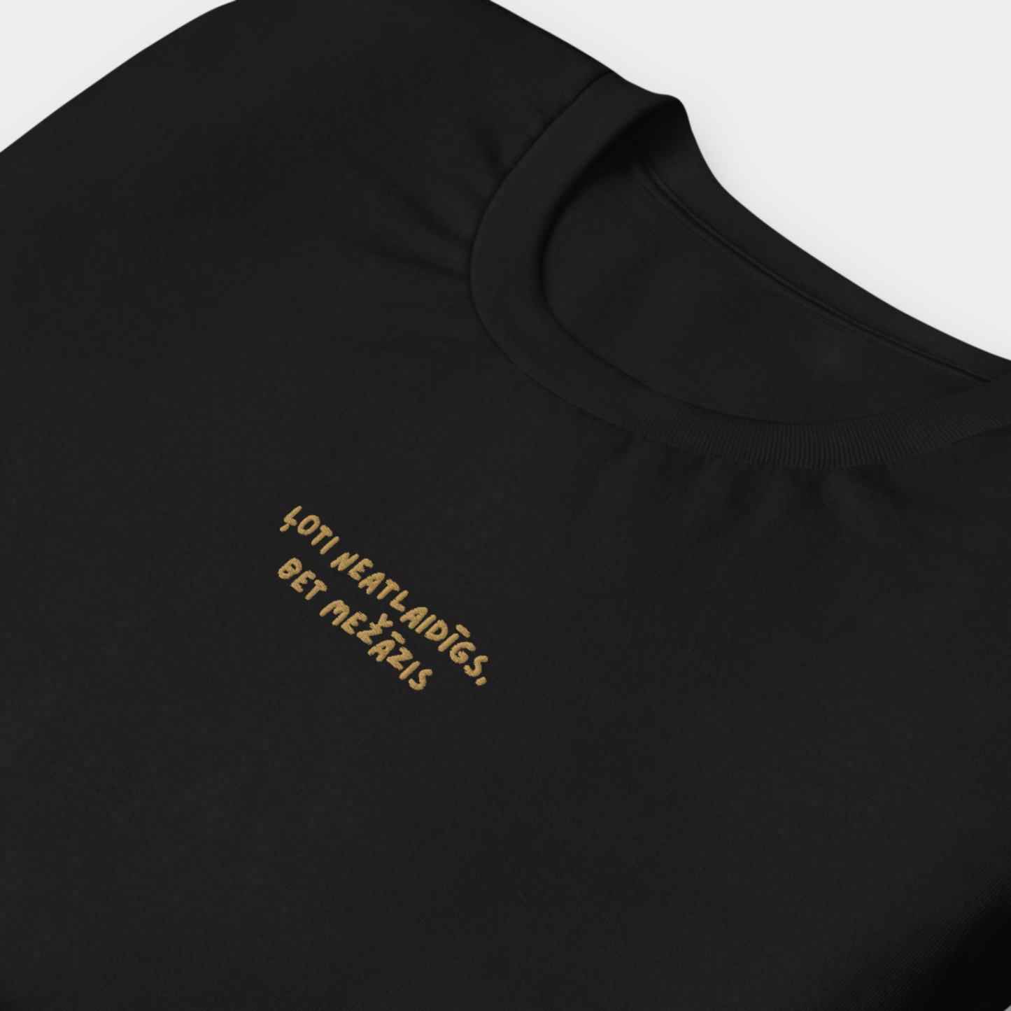 ĻOTI NEATLAIDĪGS, BET MEŽĀZIS, DZIMŠANAS DIENAS DAVANA MEZAZIM, DZIMSANAS DIENAS DAVANA, LIELISKA DAVANA SVETKOS T-KREKLS AR IZSUVUMU, AUGSTAS KVALITATES T-KREKLS, DAVANA SVETKO SIEVIETEI, DAVANA SVETKOS VIRIETIM, DAVANA 