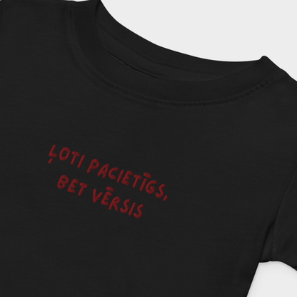 ĻOTI PACIETĪGS, BET VĒRSIS T-KREKLS BĒRNU DZIMŠANAS DIENAS DĀVANA, LIELISKA DĀVANA SVĒTKOS BĒRNIEM, DĀVANA VĒRSIM, TAURUS BIRTHDAT T-SHIRT, KIDS BIRTHDAY PARTY, T-KREKLS AR IZŠUVUMU